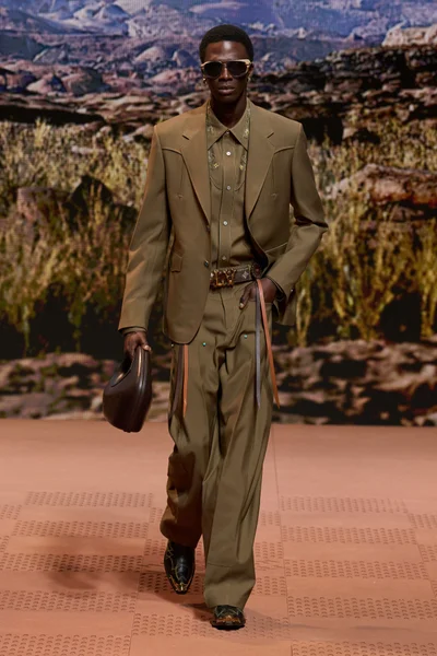 Look 2